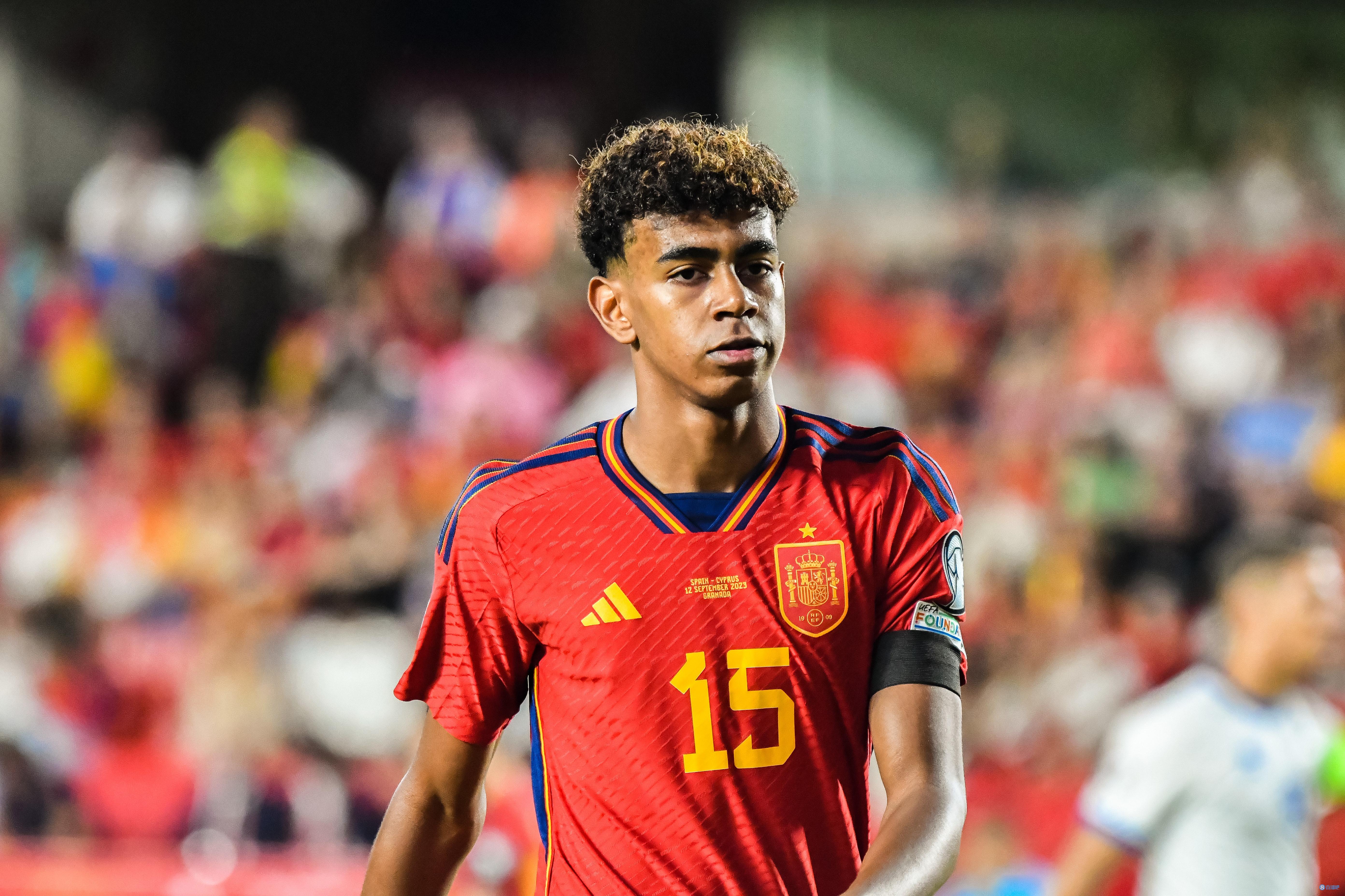 内马尔连续七场比赛得分超过问鼎冠军,西班牙队挑战极限! 内马尔连续七场比赛得分超过问鼎冠军,西班牙队挑战极限!