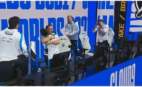 包含纳达尔爆冷击败FPX,关键助攻引爆全场!的词条 包含纳达尔爆冷击败FPX,关键助攻引爆全场!的词条